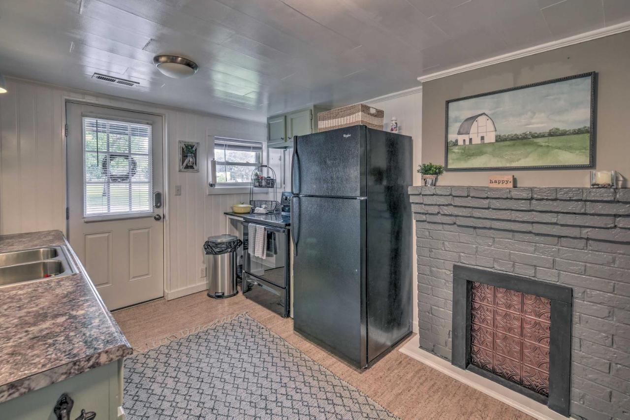 Damascus Cottage With Fire Pit - 1 Mi To Trails Exteriör bild