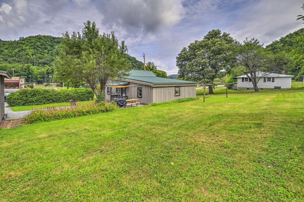Damascus Cottage With Fire Pit - 1 Mi To Trails Exteriör bild